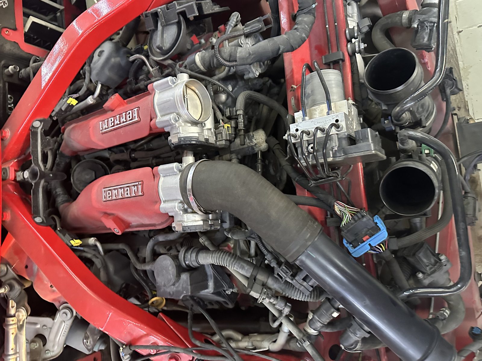 Ferrari F136 V8 Engine
